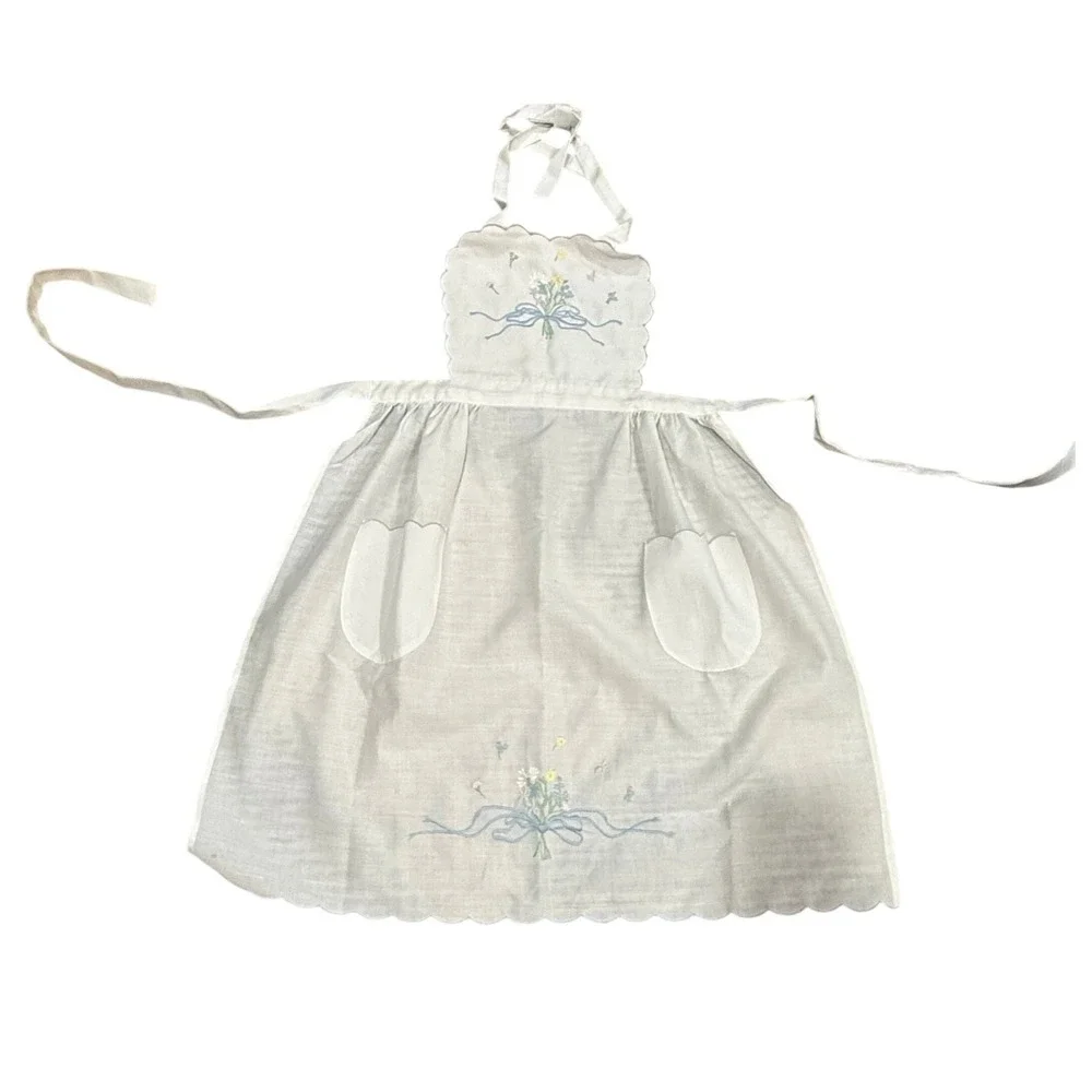 Vtg 1985 White Embroidered Floral Apron Scallop Edge Tulip Pockets Linen L/XL